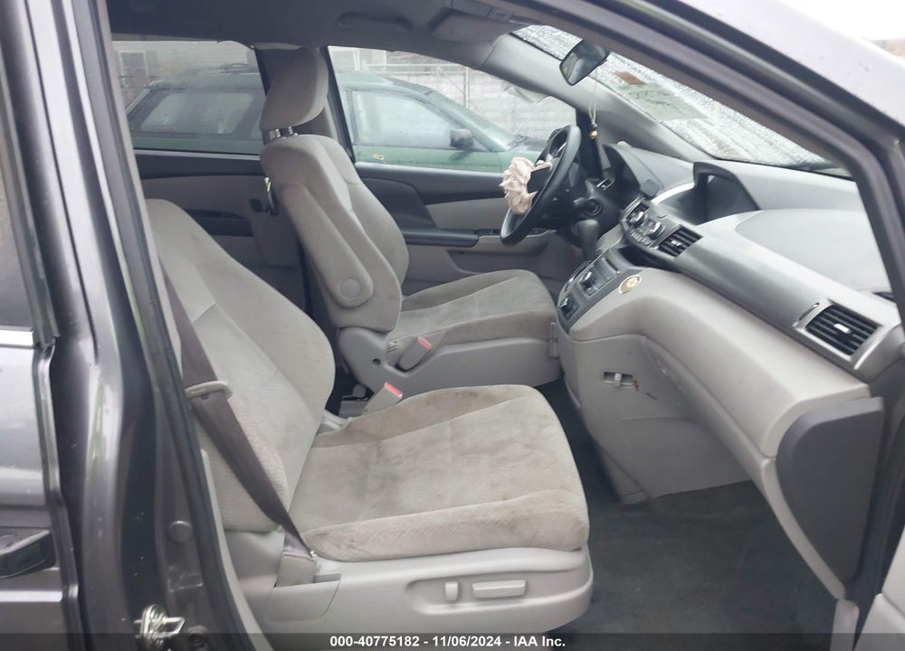 2016 HONDA ODYSSEY LX VIN: 5FNRL5H2XGB082901