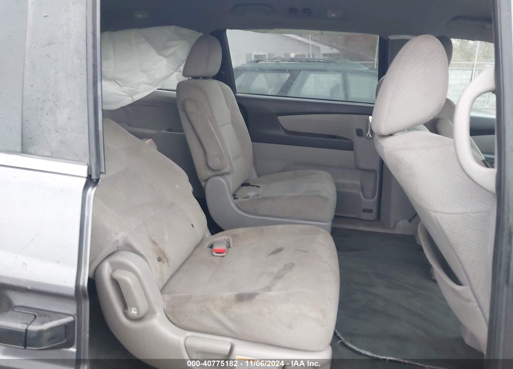 2016 HONDA ODYSSEY LX VIN: 5FNRL5H2XGB082901