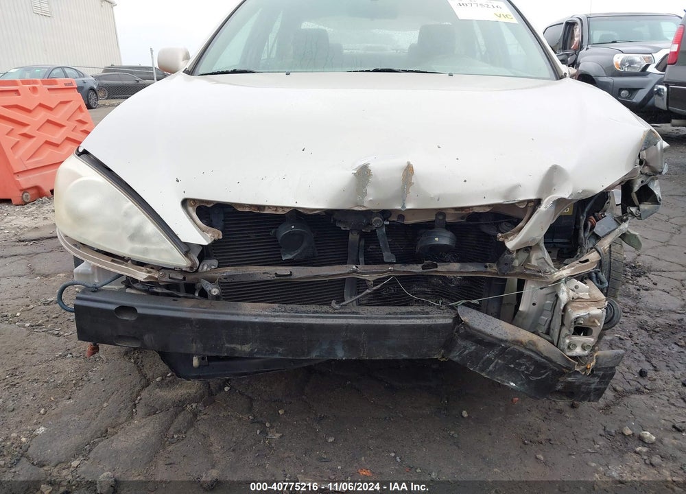 2003 TOYOTA CAMRY LE VIN: 4T1BE32K33U731217