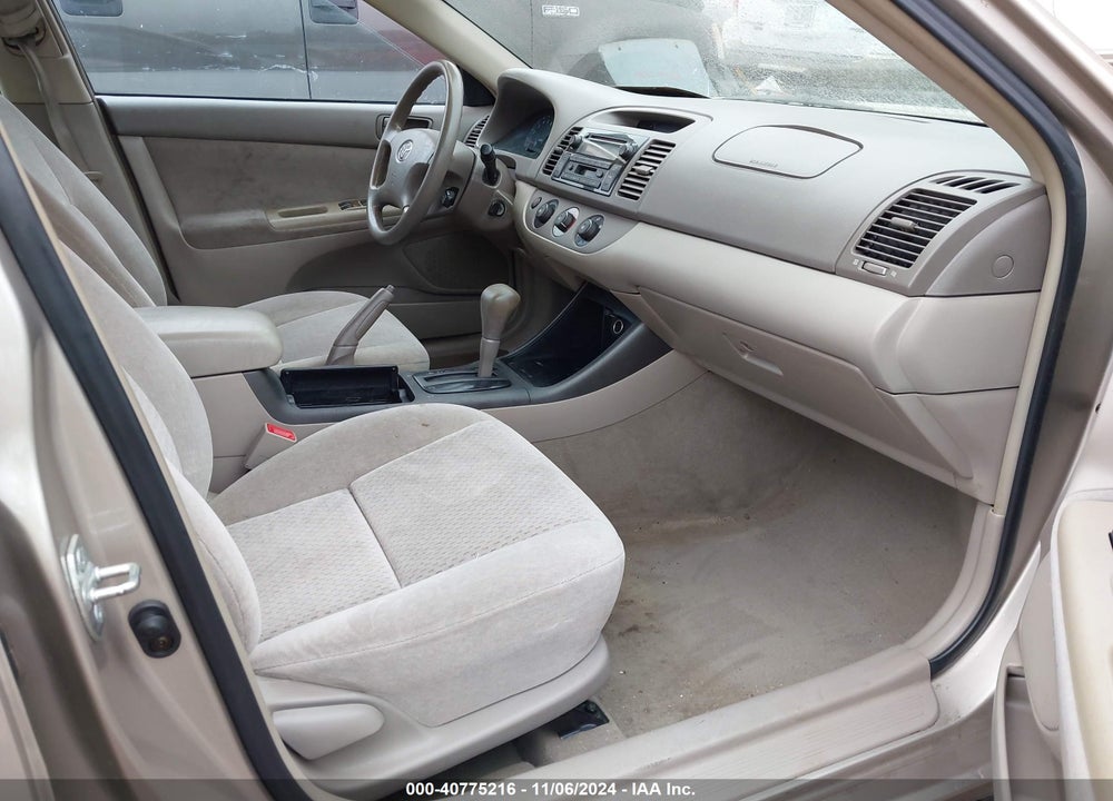 2003 TOYOTA CAMRY LE VIN: 4T1BE32K33U731217