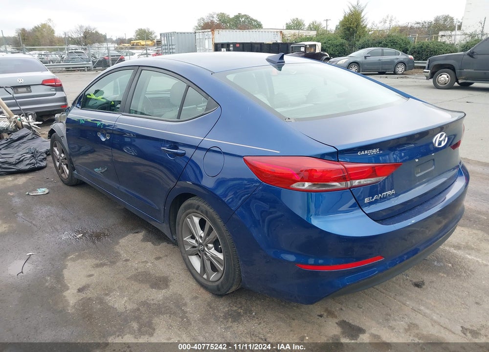 2017 HYUNDAI ELANTRA VIN: 5NPD84LF4HH009851