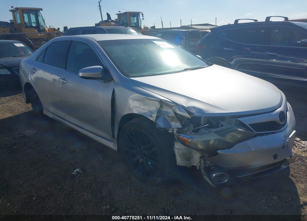 2014 TOYOTA CAMRY SE VIN: 4T1BF1FK5EU733808