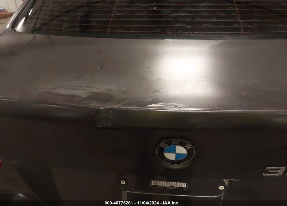 2006 BMW 325XI VIN: WBAVD13526KV11453