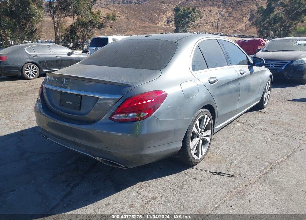 2018 MERCEDES-BENZ C 300 VIN: 55SWF4JB7JU269064