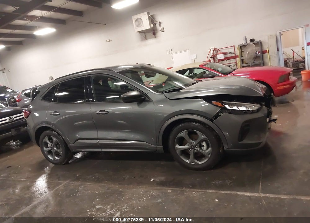 2024 FORD ESCAPE ST LINE VIN: 1FMCU0MNXRUA20068