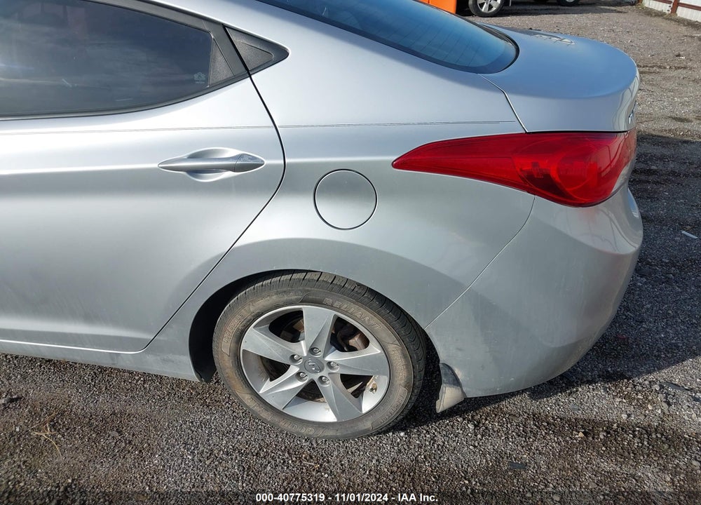 2013 HYUNDAI ELANTRA GLS VIN: 5NPDH4AE9DH262426