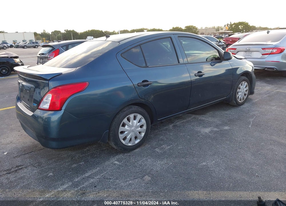 2015 NISSAN VERSA 1.6 S+ VIN: 3N1CN7AP4FL923390