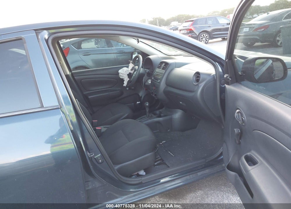 2015 NISSAN VERSA 1.6 S+ VIN: 3N1CN7AP4FL923390