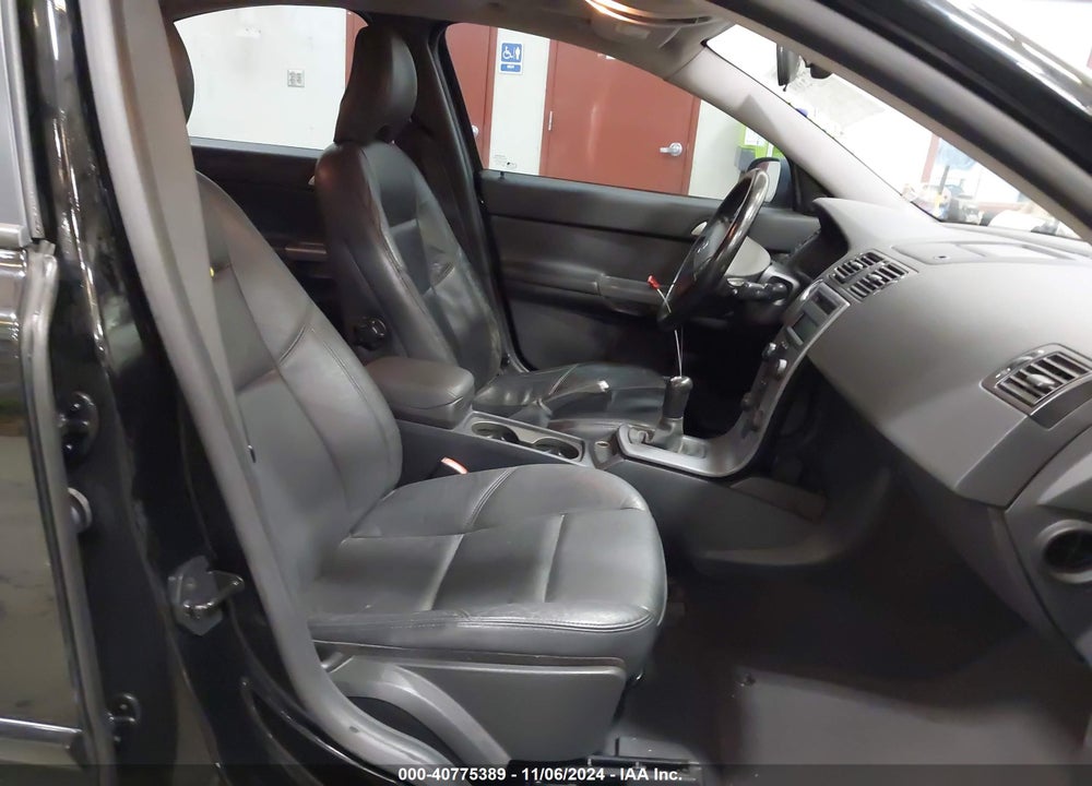 2007 VOLVO S40 2.4I VIN: YV1MS382972287365
