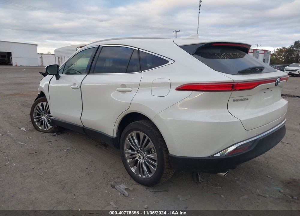 2022 TOYOTA VENZA XLE VIN: JTEAAAAH4NJ115046