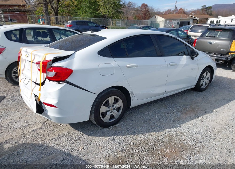2017 CHEVROLET CRUZE VIN: 1G1BC5SM5H7264923