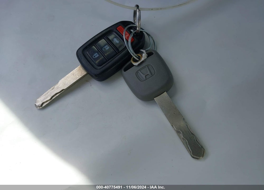 2013 HONDA ACCORD LX VIN: 1HGCR2F3XDA211501