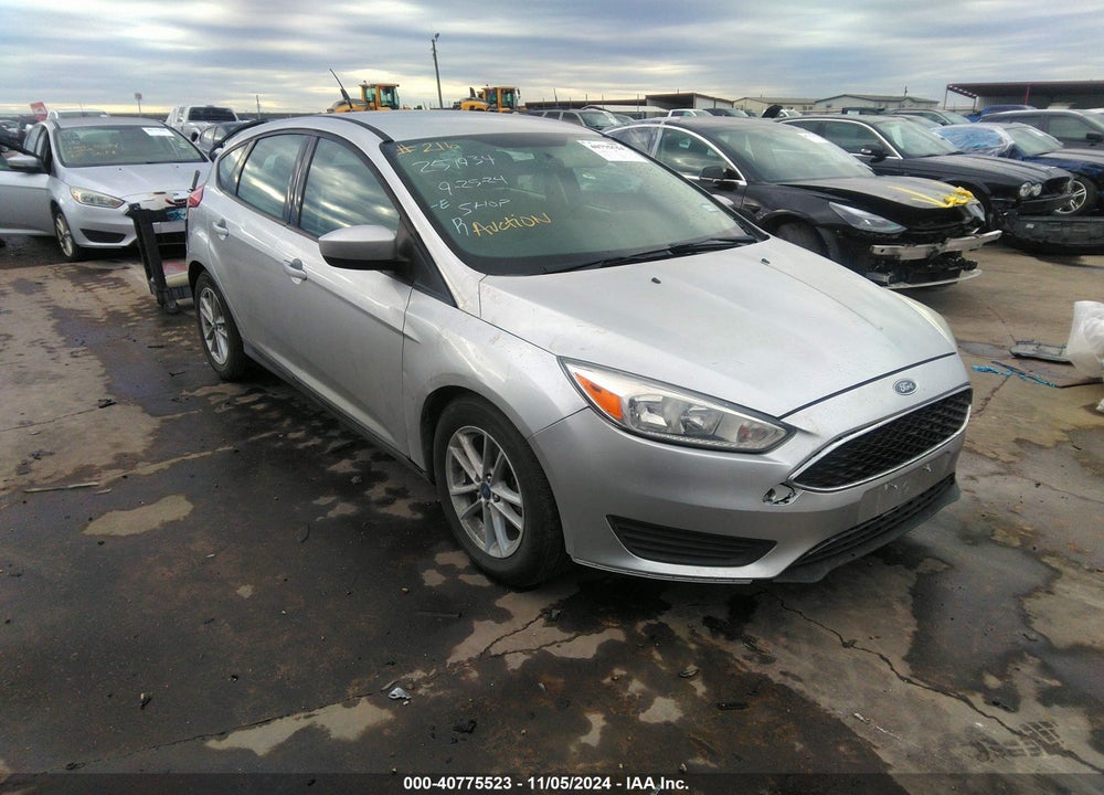 2018 FORD FOCUS SE VIN: 1FADP3K28JL251934