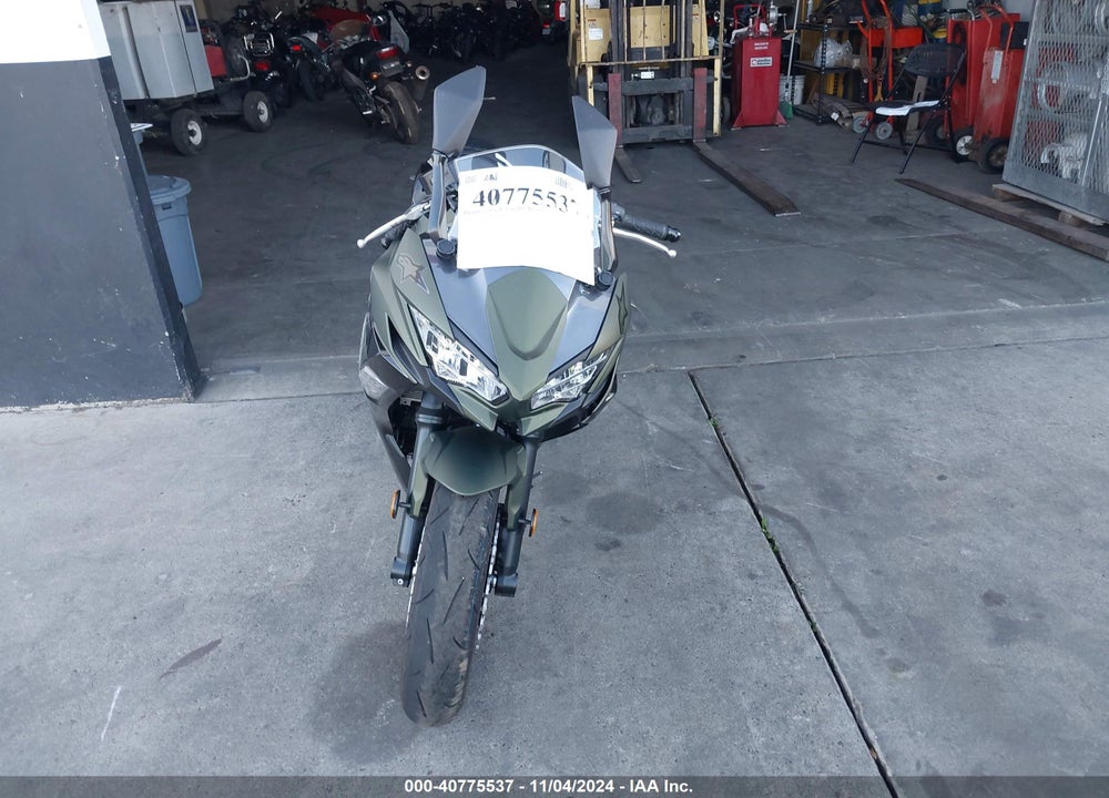 2024 KAWASAKI EX650 P VIN: ML5EXEP13RDAC4014