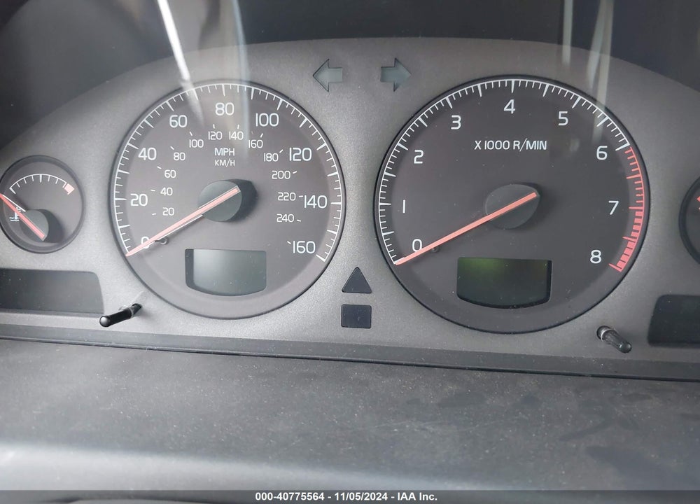 2003 VOLVO V70 2.4T VIN: YV1SW58D432332148