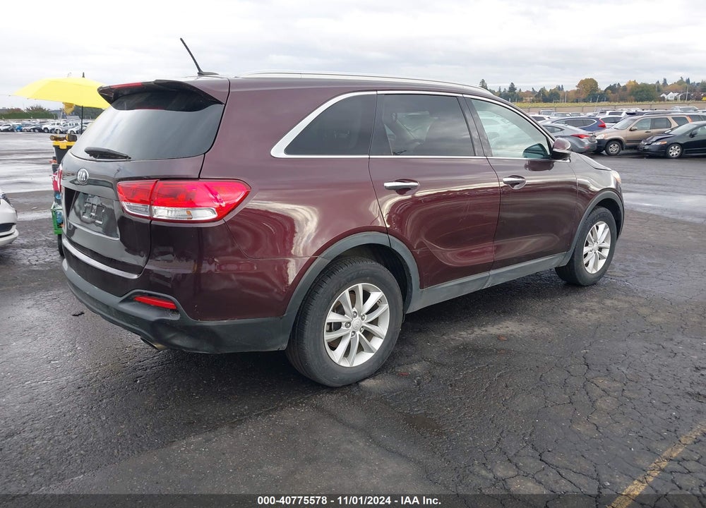 2017 KIA SORENTO 2.4L LX VIN: 5XYPG4A32HG201432