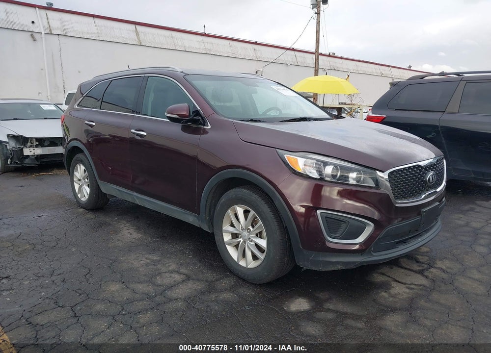 2017 KIA SORENTO 2.4L LX VIN: 5XYPG4A32HG201432