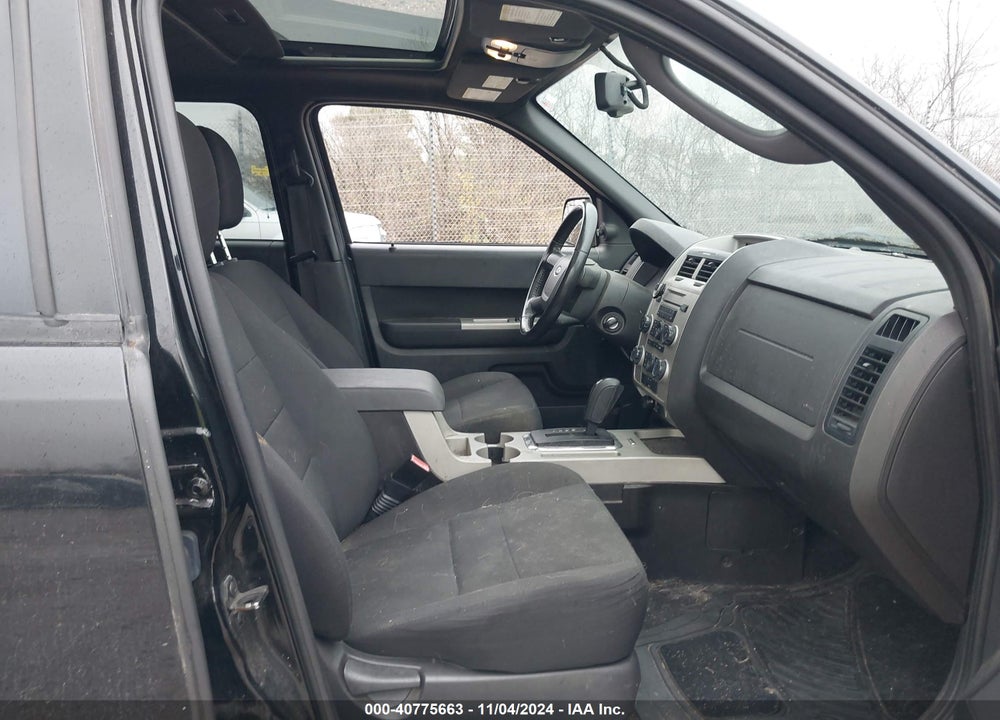 2010 FORD ESCAPE XLT VIN: 1FMCU0DG8AKA03447