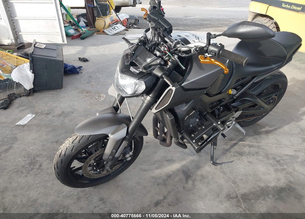 2015 YAMAHA FZ09 VIN: JYARN33E1FA007944