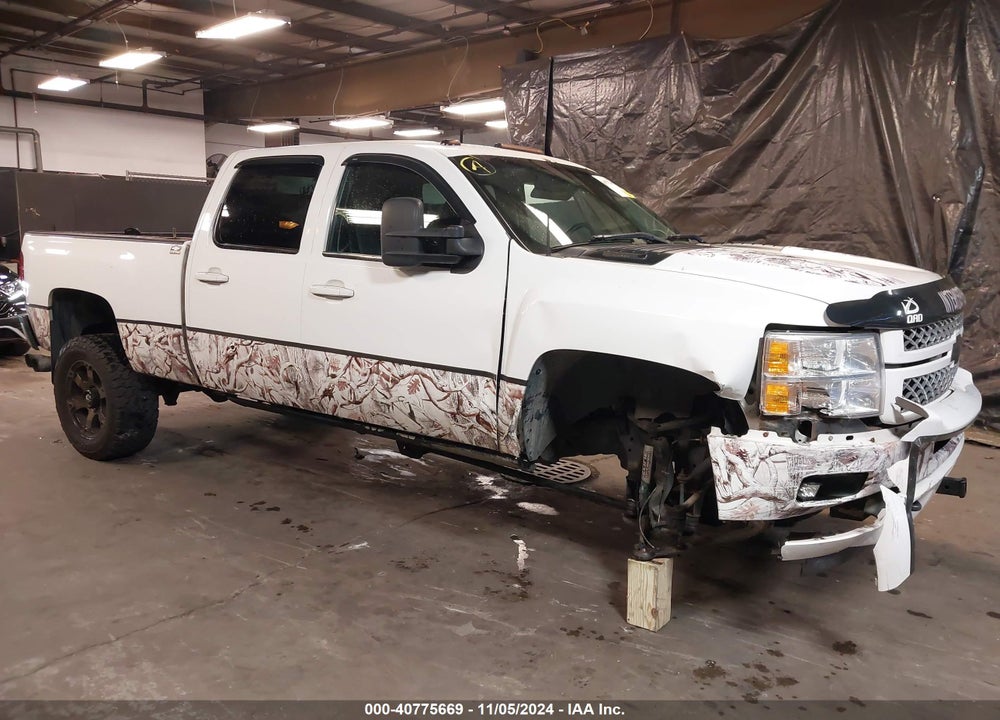 2014 CHEVROLET SILVERADO 2500HD LTZ VIN: 1GC1KYCG8EF126214