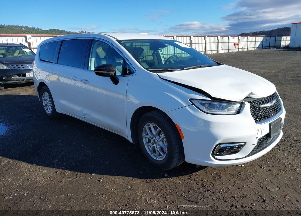 2024 CHRYSLER PACIFICA TOURING L VIN: 2C4RC1BG3RR165512
