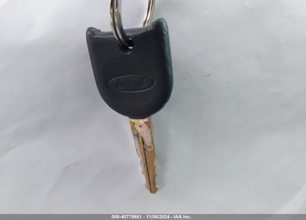 2006 FORD MUSTANG V6 VIN: 1ZVFT80NX65182598