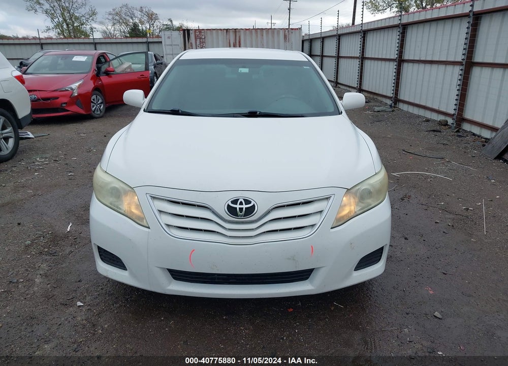 2011 TOYOTA CAMRY LE VIN: 4T1BF3EK4BU616598