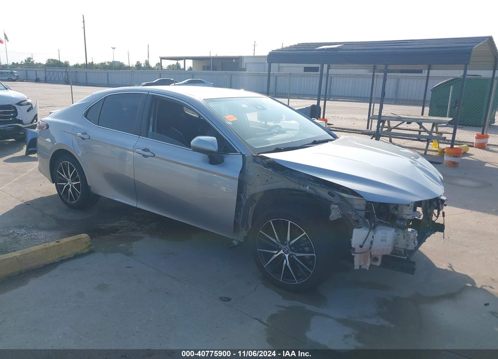 2021 TOYOTA CAMRY SE VIN: 4T1G11AK1MU552196