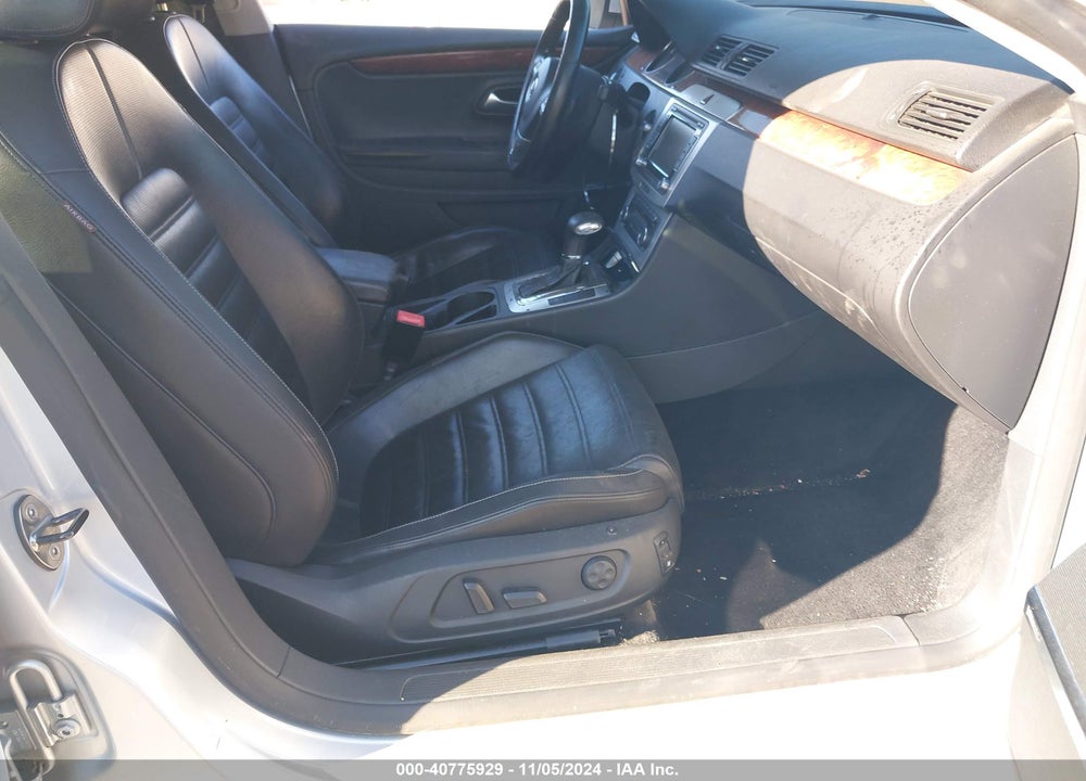 2011 VOLKSWAGEN CC VIN: WVWGU7AN8BE729147