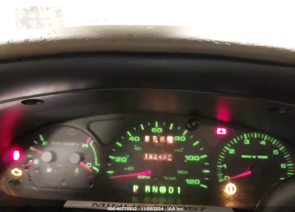 2001 FORD TAURUS SE VIN: 1FAFP53U81A134760