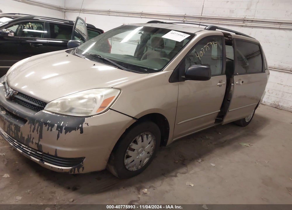 2004 TOYOTA SIENNA LE VIN: 5TDZA23C44S184030