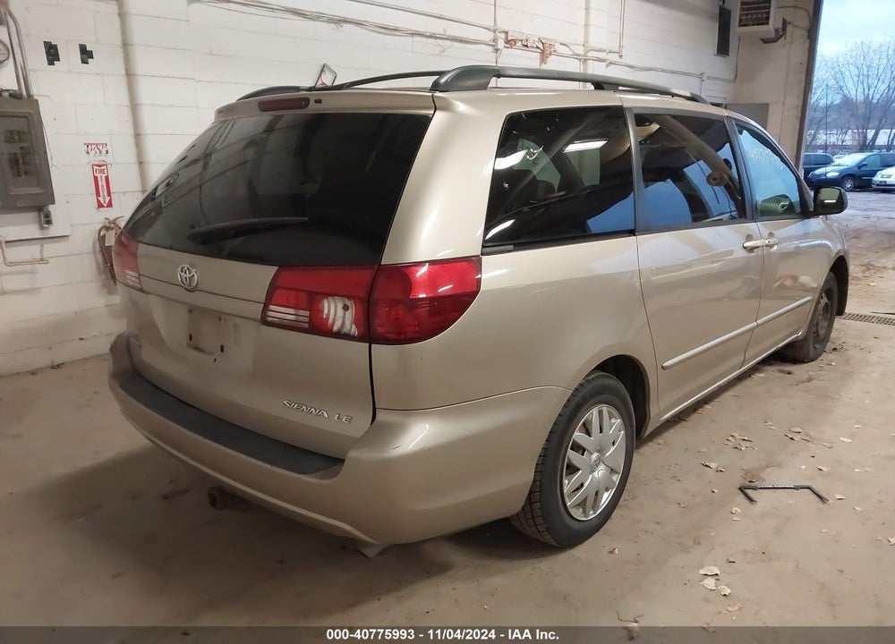 2004 TOYOTA SIENNA LE VIN: 5TDZA23C44S184030