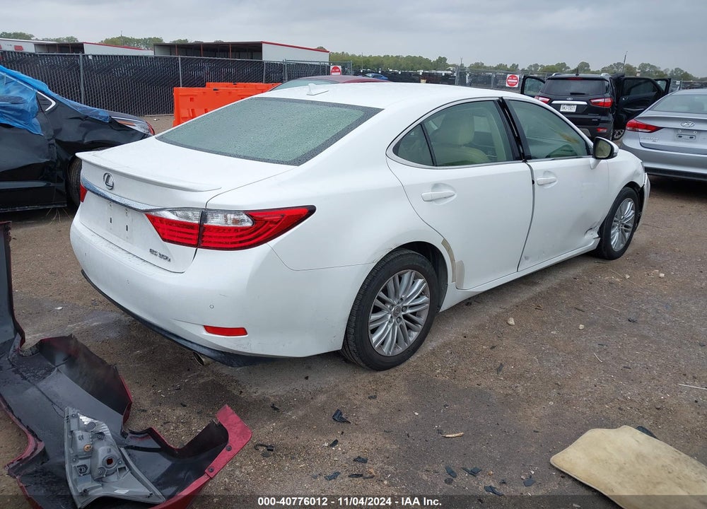 2013 LEXUS ES 350 VIN: JTHBK1GG3D2080740