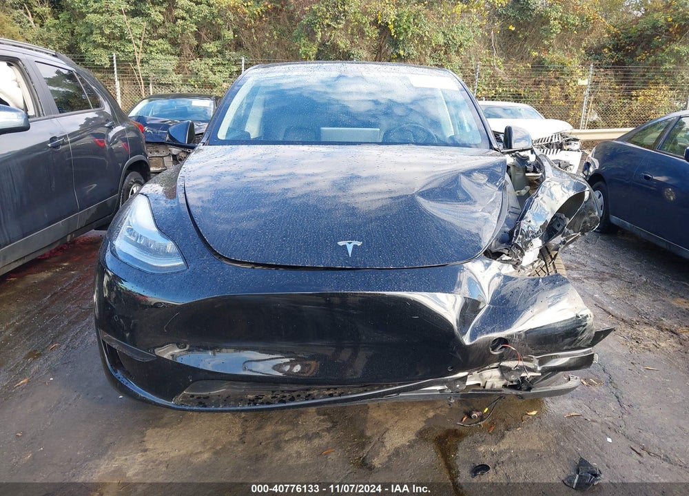 2021 TESLA MODEL Y LONG RANGE DUAL MOTOR ALL-WHEEL DRIVE VIN: 5YJYGAEE2MF273201