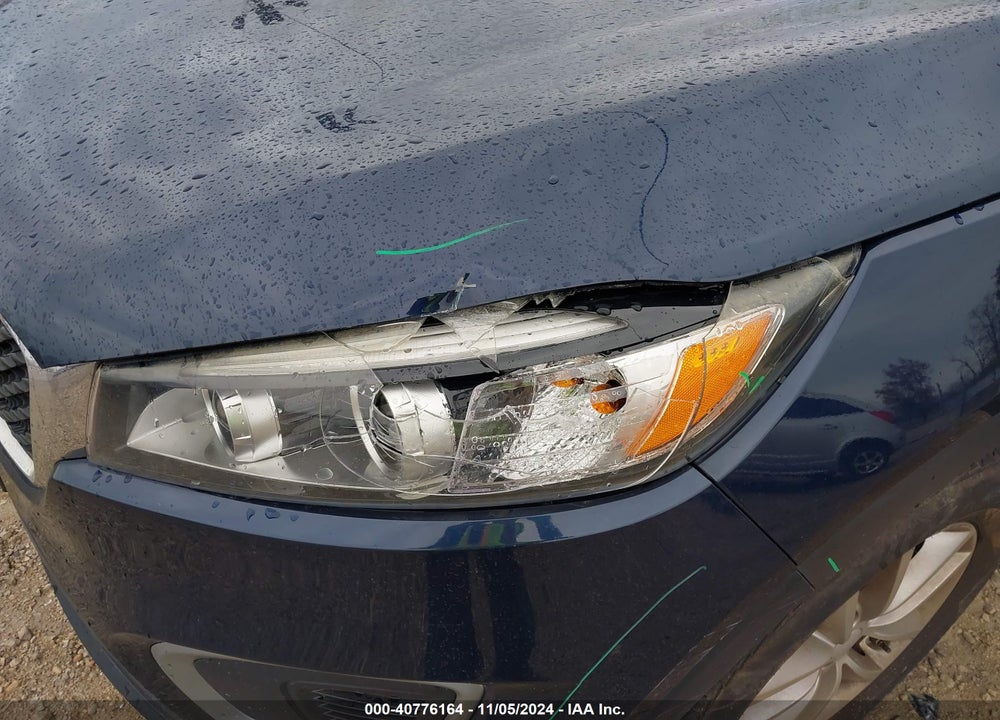 2017 KIA SORENTO LX V6 VIN: 5XYPGDA51HG322485