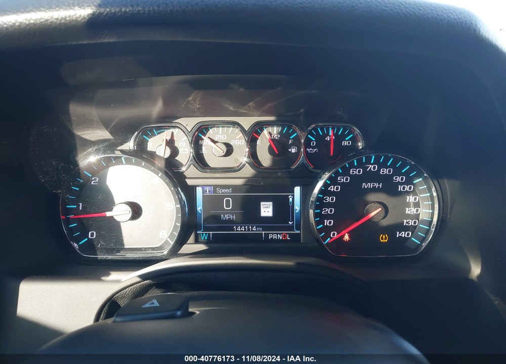 2017 CHEVROLET SUBURBAN PREMIER VIN: 1GNSCJKC2HR173448