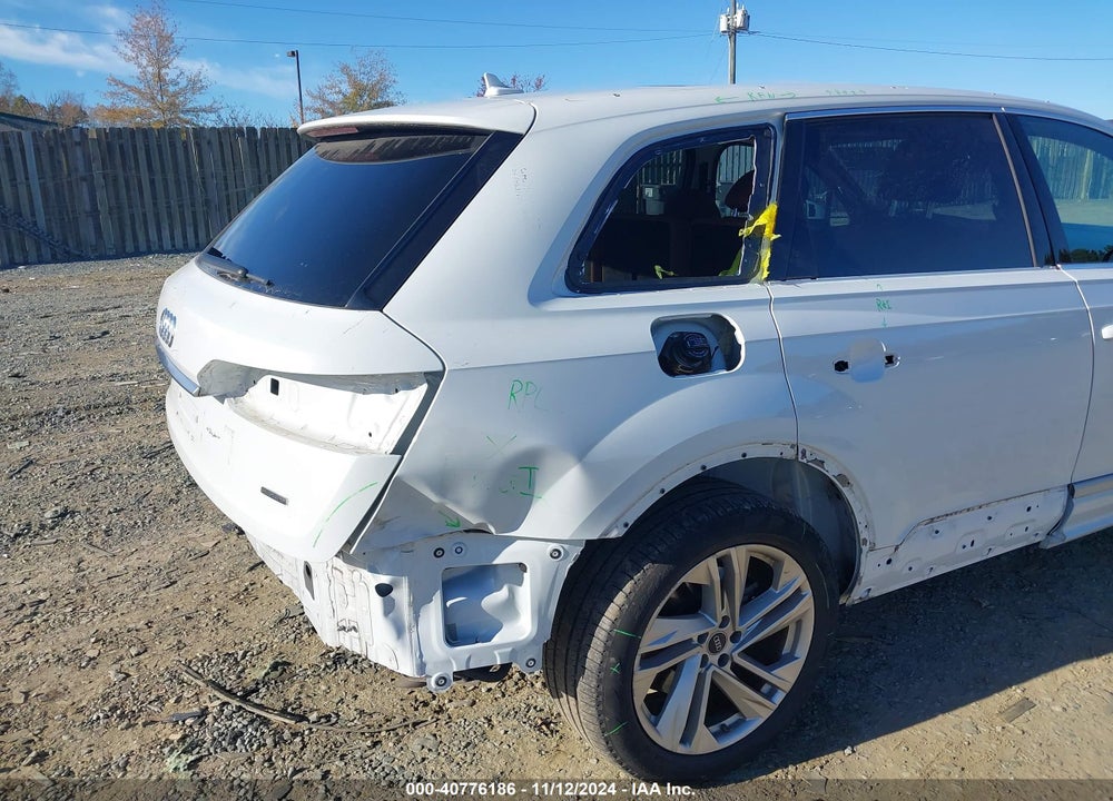 2022 AUDI Q7 VIN: WA1AJBF73ND001235