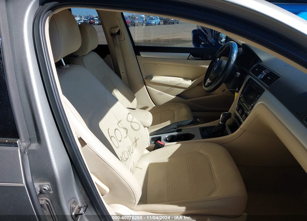 2013 VOLKSWAGEN PASSAT 2.5L SE VIN: 1VWBP7A37DC121339