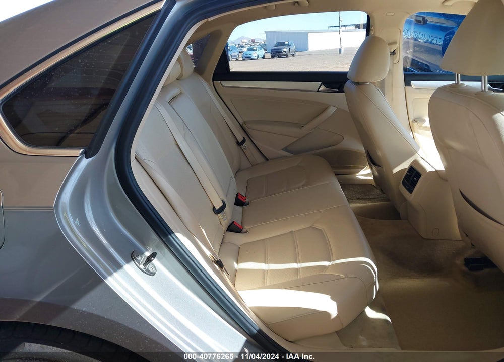 2013 VOLKSWAGEN PASSAT 2.5L SE VIN: 1VWBP7A37DC121339