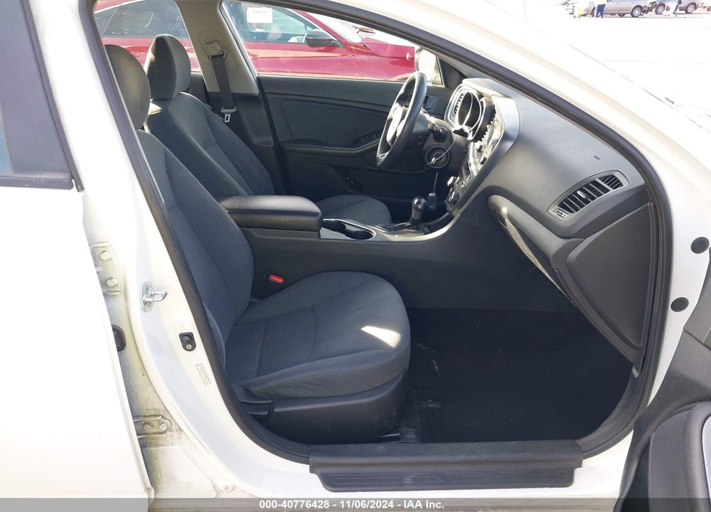 2015 KIA OPTIMA LX VIN: KNAGM4A79F5661864