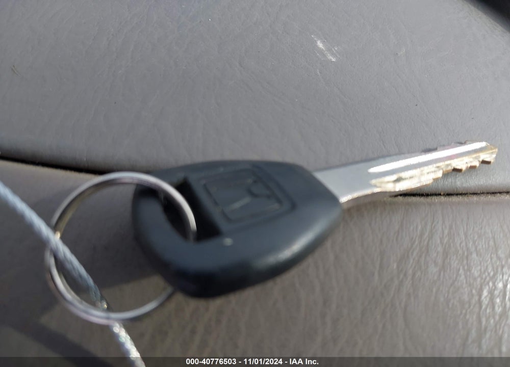2001 HONDA CIVIC LX VIN: 1HGES16501L023319