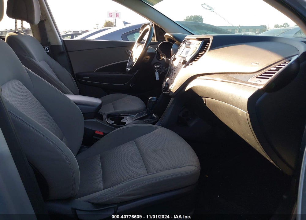 2014 HYUNDAI SANTA FE GLS VIN: KM8SM4HF9EU041820