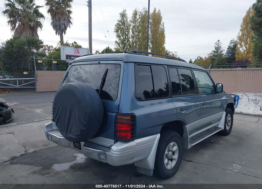 1998 MITSUBISHI MONTERO VIN: JA4MR51R7WJ007879
