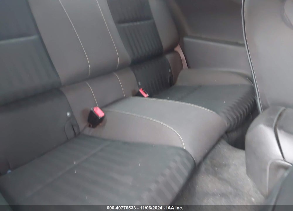 2013 CHEVROLET CAMARO 1LS VIN: 2G1FE1E34D9247658