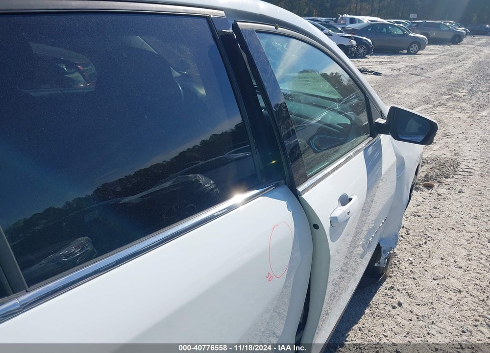 2019 CHEVROLET EQUINOX LT VIN: 3GNAXKEV0KS544307