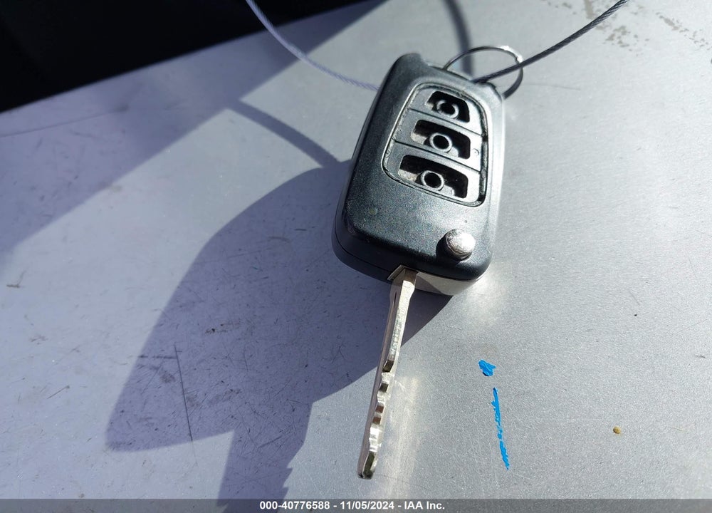 2012 KIA SOUL VIN: KNDJT2A66C7451553