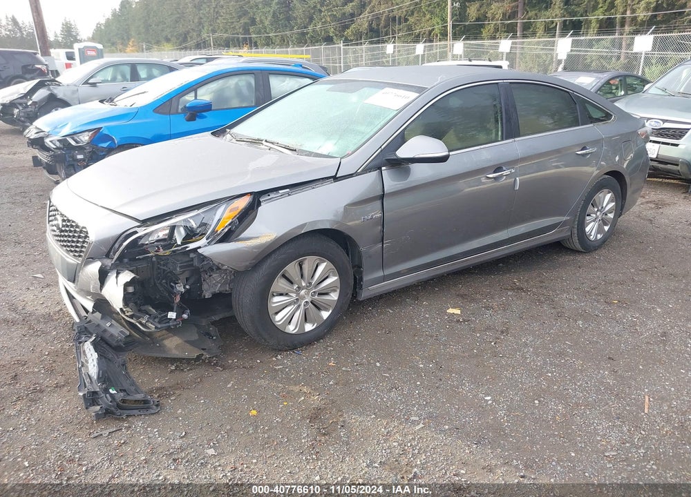 2017 HYUNDAI SONATA HYBRID SE VIN: KMHE24L39HA071051