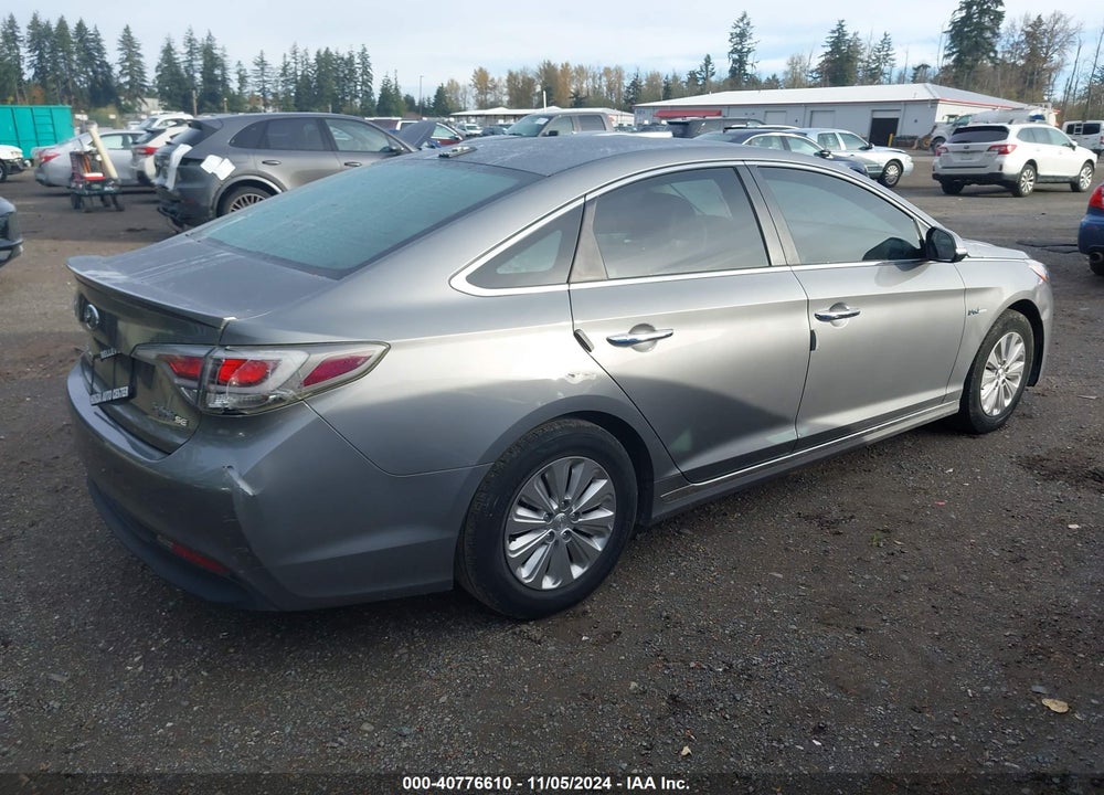 2017 HYUNDAI SONATA HYBRID SE VIN: KMHE24L39HA071051