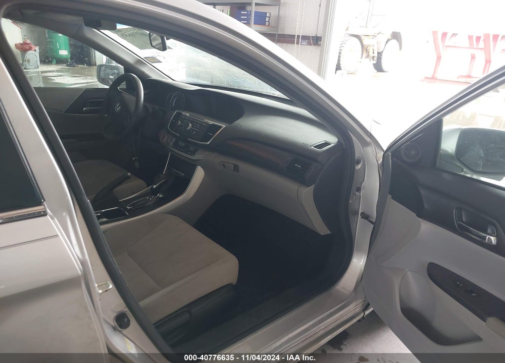 2013 HONDA ACCORD EX VIN: 1HGCR2F74DA280378