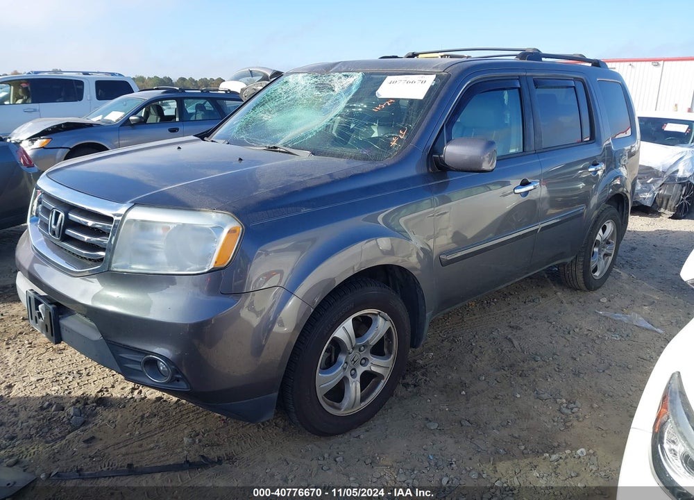 2014 HONDA PILOT EX VIN: 5FNYF3H40EB011129
